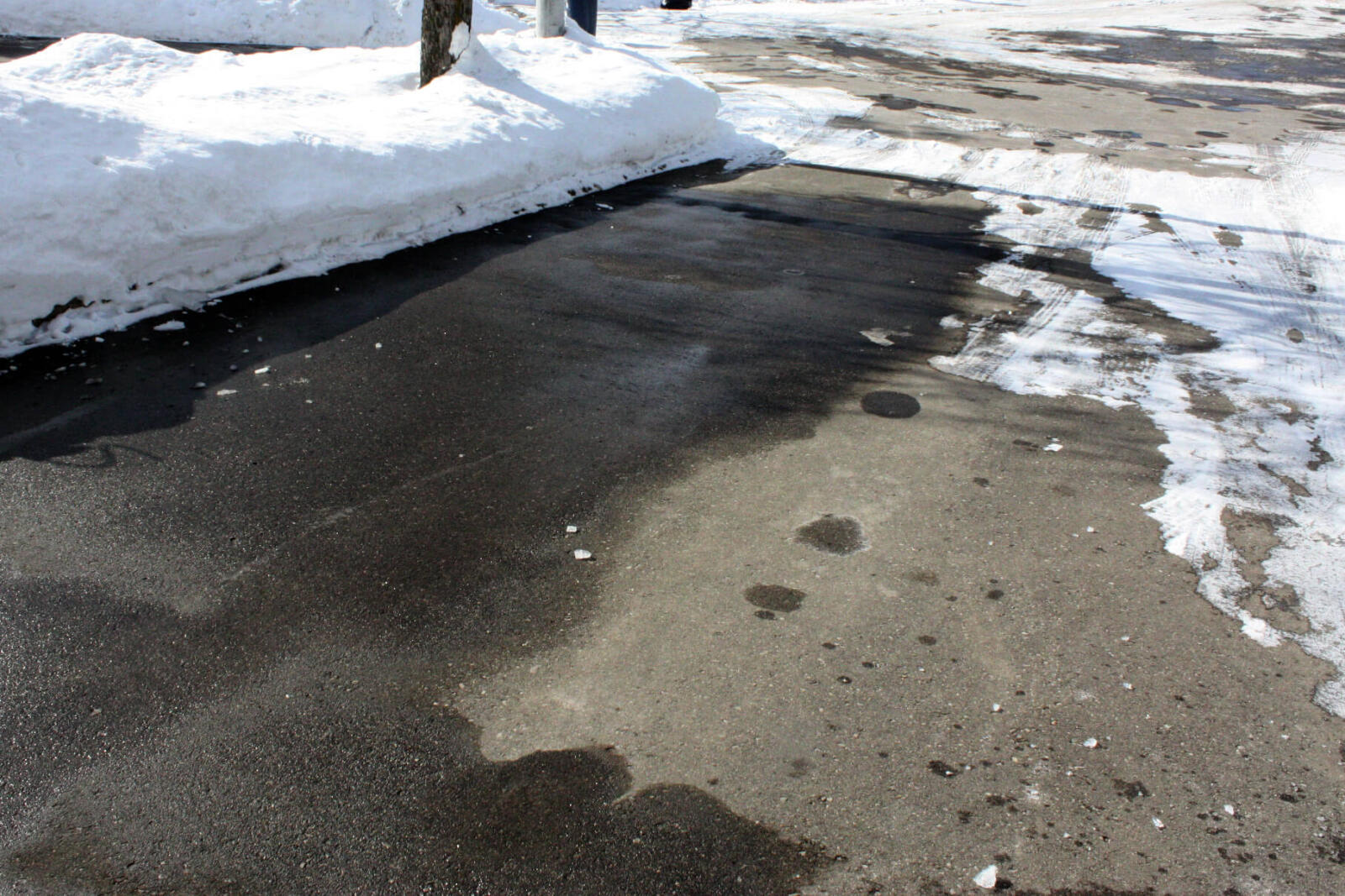 What are Alternatives to Rock Salt for Melting Ice on Driveways?